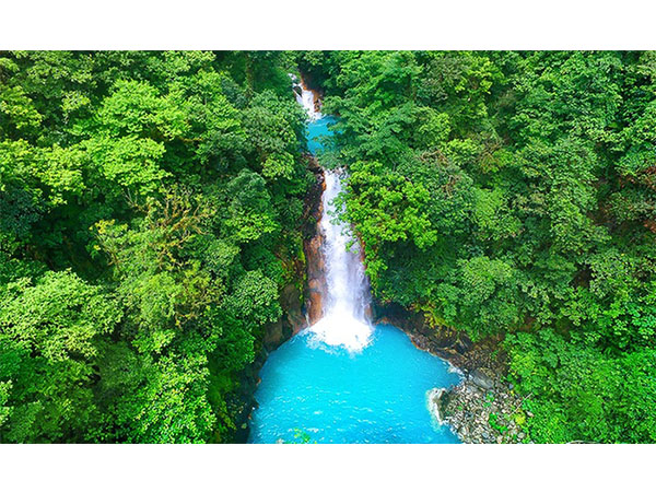 Costa Rica's Rio Celeste Waterfall